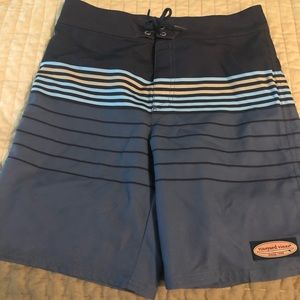NWOT vineyard vines boys stripped swim trunks